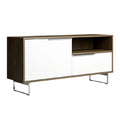 Moderne houten kast met witte deuren en metalen poten